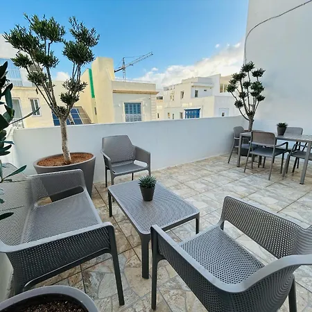One Bedroom Penthouse * Gzira