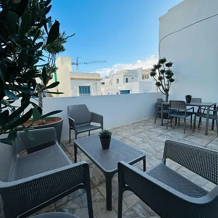 One Bedroom Penthouse Apartment *