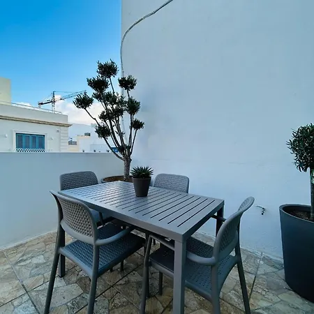 Apartment One Bedroom Penthouse Gzira