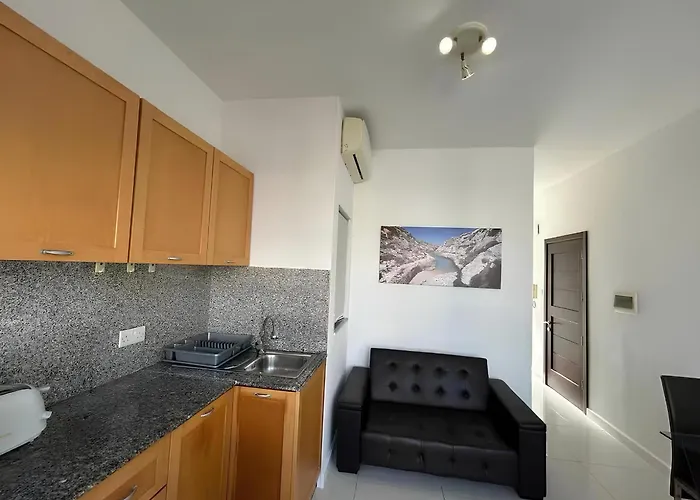Апартаменты & Modern Penthouse Gzira