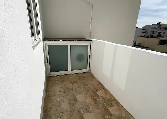 & Modern Penthouse *